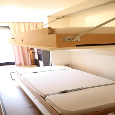 Four Fine 0402 With Beautiful Sea View Apartment *