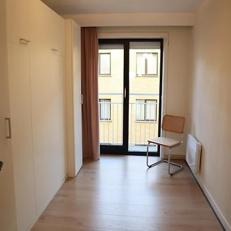 Four Fine 0402 With Beautiful Sea View Apartment