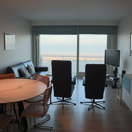 Lägenhet In With Sea Views